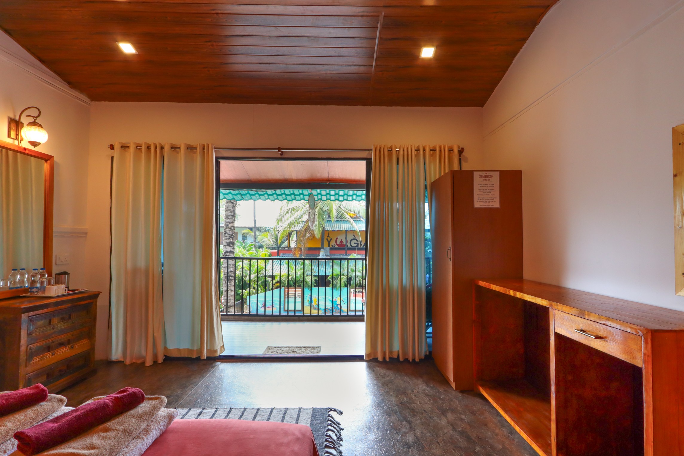 https://simrose-goa.com/stagliveaug/wp-content/uploads/2024/12/Bedroom-5.jpg