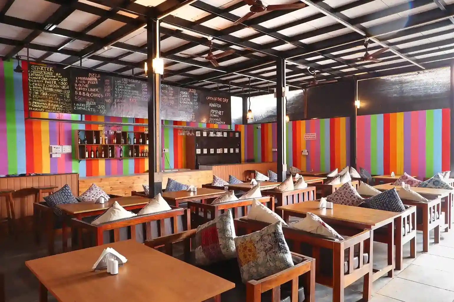 seastar-room-carousal-2